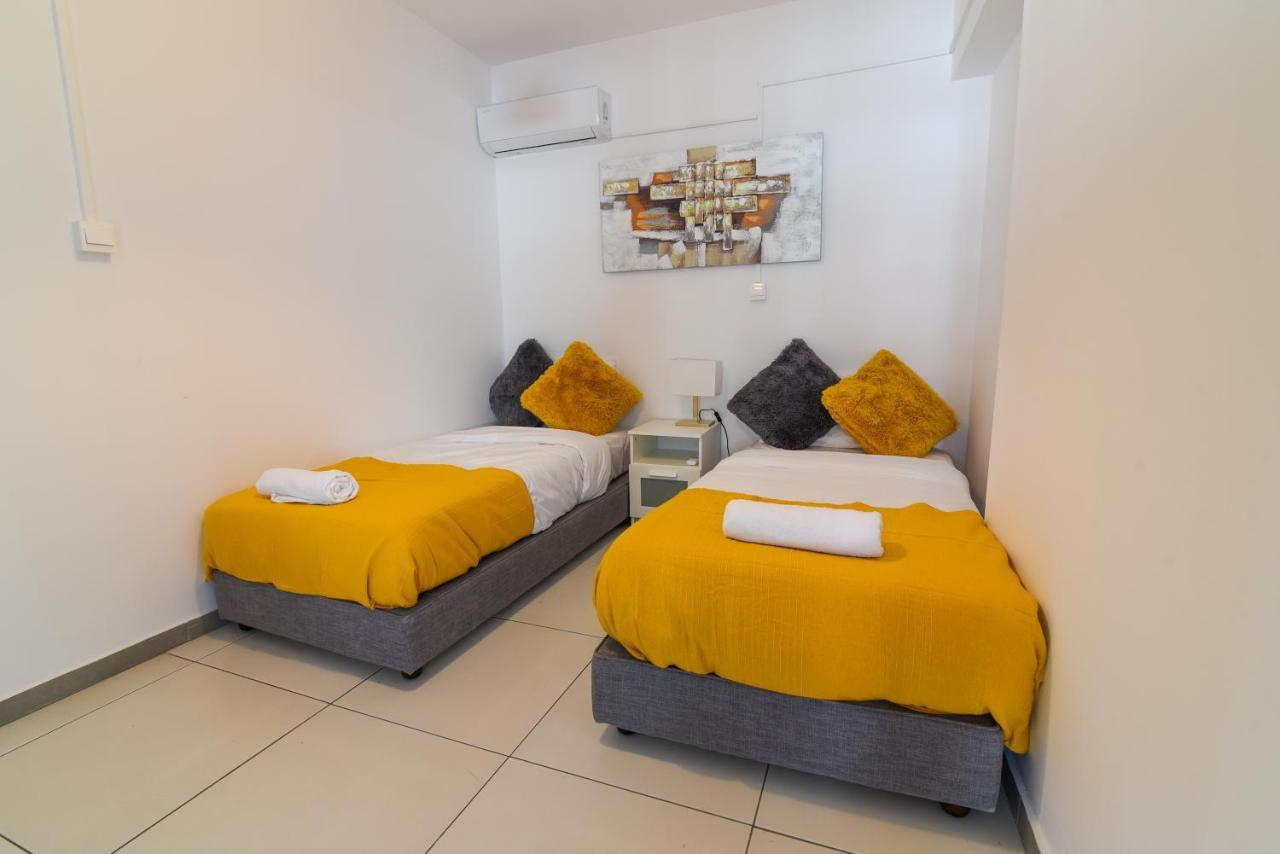 Jana'S 2-Br Apartment In Larnaca Exteriér fotografie